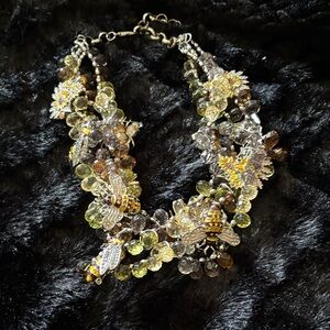 Vintage Sassy Jones Elegant Floral and Bee Necklace